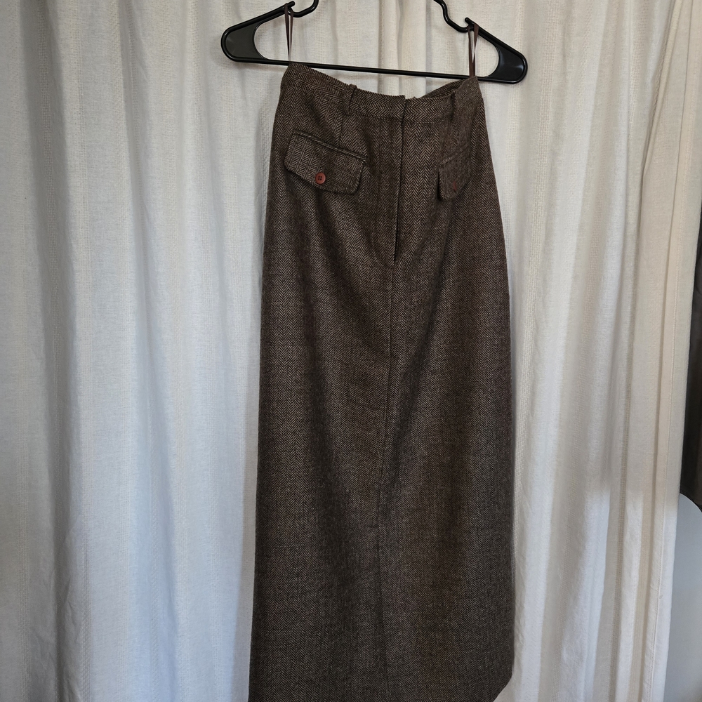 Elegant Brown Women's Skirt
